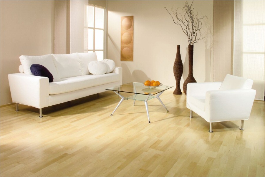 Sàn gỗ cao cấp có chát lượng ổn định, giá thành rẻ hơn so với sàn gỗ tự nhiên