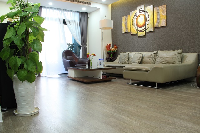 Sự khác biệt khi dùng điều hòa cho phòng lát sàn gỗ & phòng dùng thảm