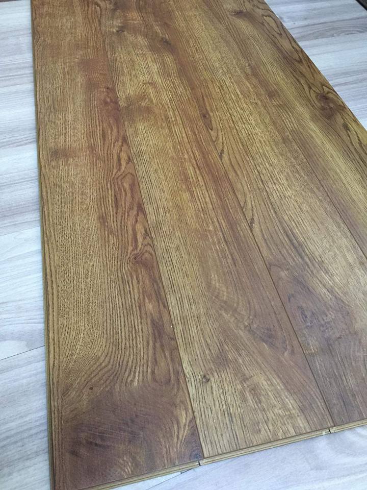 Sàn gỗ Smart choice cấu tạo bản nhỏ, cốt gỗ chịu ẩm, chịu nước vượt trội