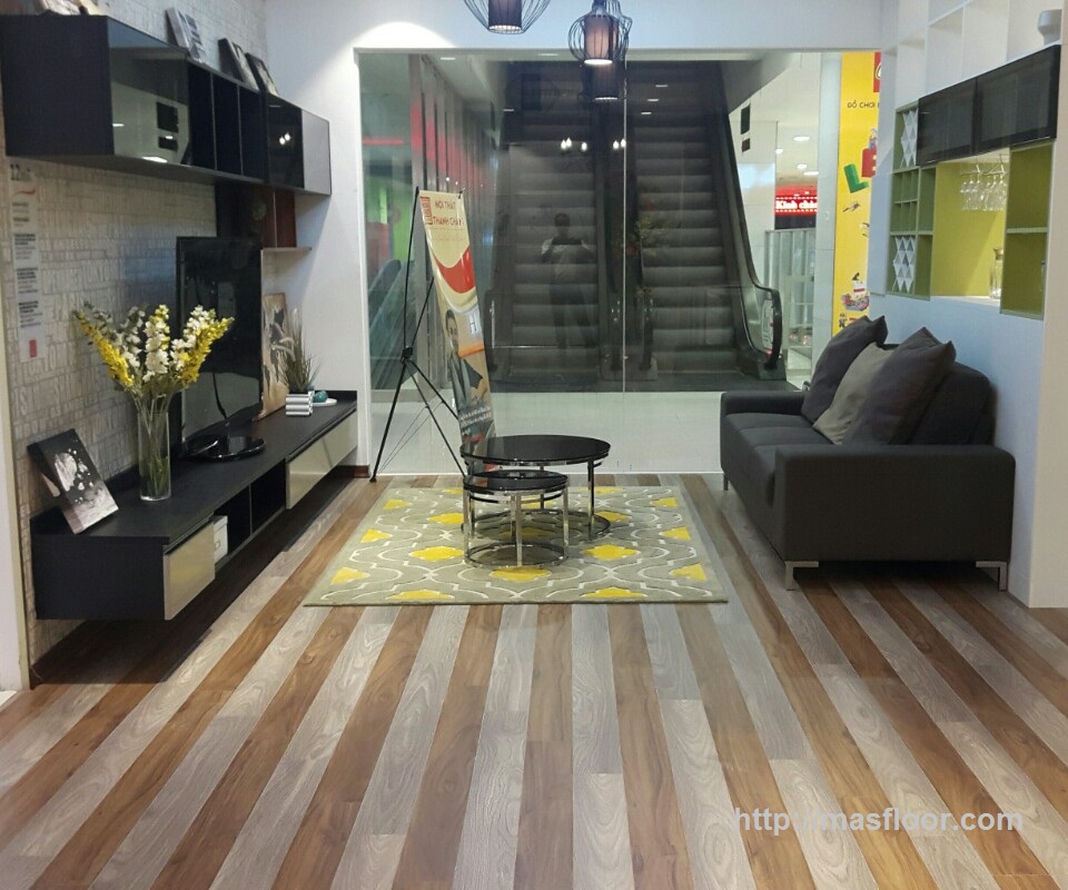 Smart choise là thế hệ sàn gỗ với nhiều tính năng nổi bật, thiết kế cạnh vát mang lại không gian tự nhiên nhất cho gia đình bạn